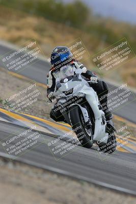 media/Jan-15-2023-SoCal Trackdays (Sun) [[c1237a034a]]/Turn 3 (1115am)/